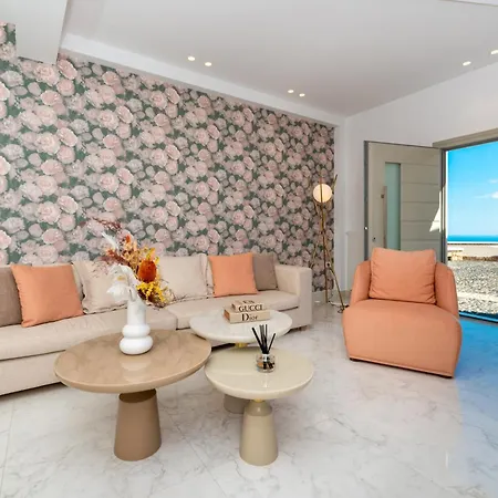 Marvel Apartament Imerovigli (Santorini)